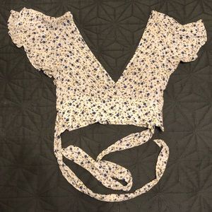 Forever 21 Tie Back Crop Top